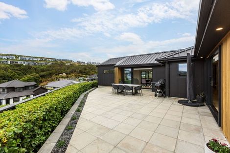 Photo of property in 23 Banks Boulevard, Whitby, Porirua, 5024