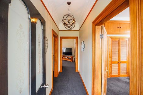 Photo of property in 5 Daniell Street, Bulls, 4818