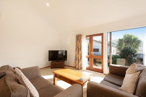 Photo of property in 24a Beauchamp Street, Karori, Wellington, 6012