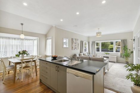 Photo of property in 337 Karori Road, Karori, Wellington, 6012