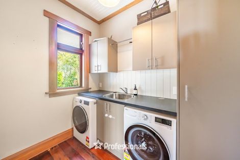 Photo of property in 143 Whites Line East, Waiwhetu, Lower Hutt, 5010