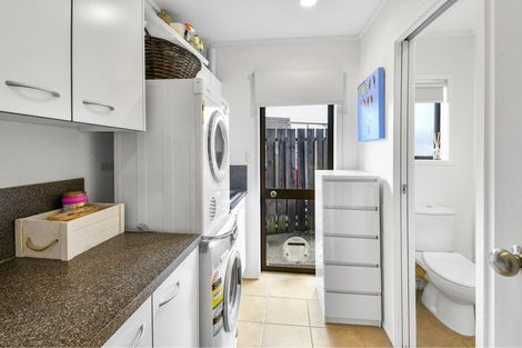 Photo of property in 34a Landscape Road, Pukekohe, 2120