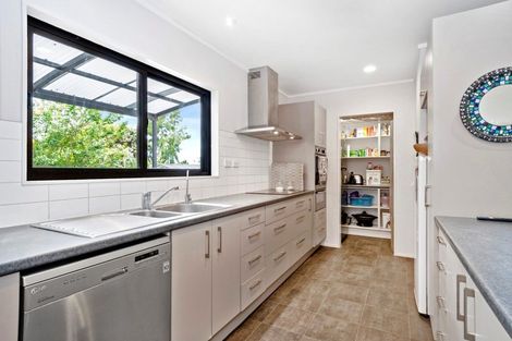 Photo of property in 24 Bellfield Place, Bethlehem, Tauranga, 3110