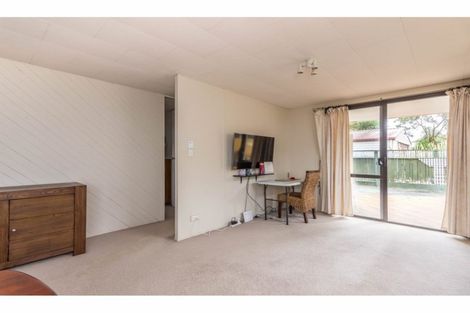 Photo of property in 1 Ireland Place, Ranui, Auckland, 0612