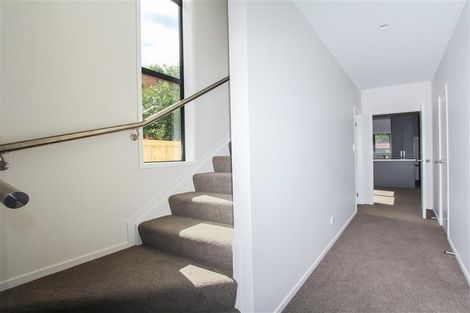 Photo of property in 9/18 Hunter Street, Hamilton Lake, Hamilton, 3204