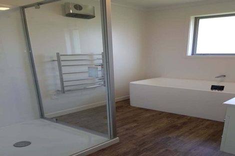 Photo of property in 24 Muriwai Drive, Manapouri, 9679