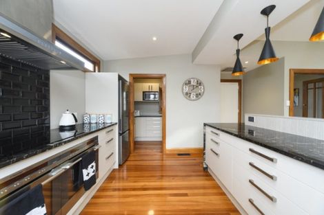 Photo of property in 73 Rangitane Street, Palmerston North, 4414