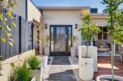 Photo of property in 153 Emerson Street, Napier South, Napier, 4110