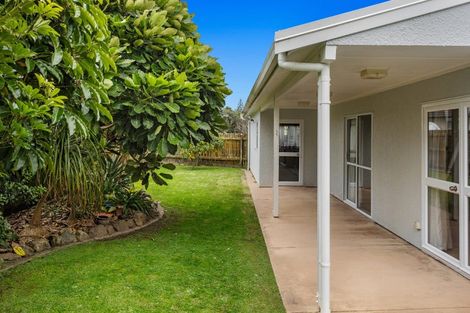 Photo of property in 4 Marlin Drive, Coastlands, Whakatane, 3120
