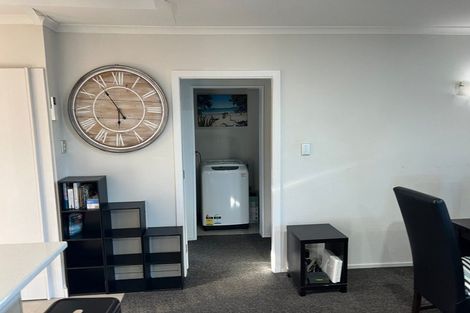 Photo of property in 325 Main South Road, Hornby, Christchurch, 8042