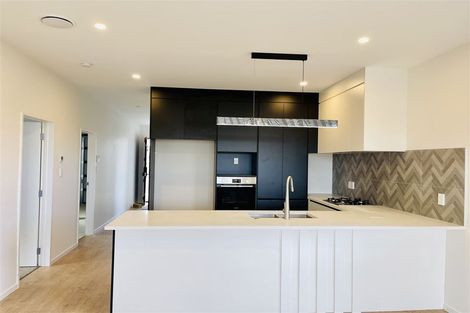 Photo of property in 12 Woven Place, Karaka, Papakura, 2113