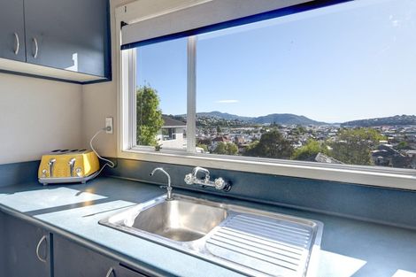 Photo of property in 37 Easther Crescent, Kew, Dunedin, 9012