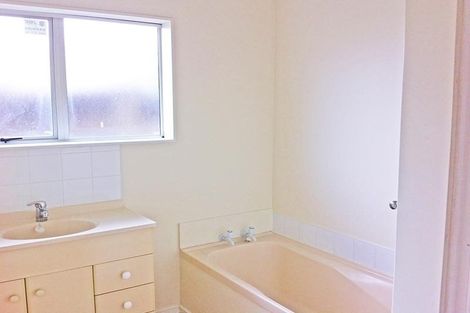 Photo of property in 111 Crawford Avenue, Mangere Bridge, Auckland, 2022
