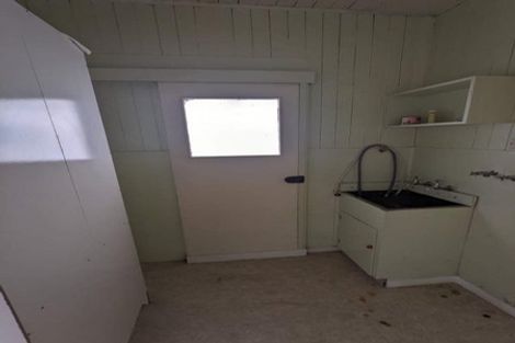 Photo of property in 37 Mako Mako Road, Levin, 5510