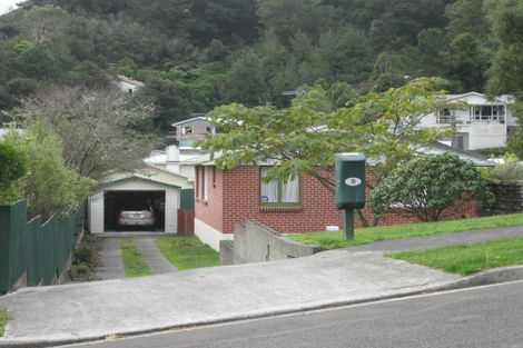 Photo of property in 36 Lowry Crescent, Stokes Valley, Lower Hutt, 5019