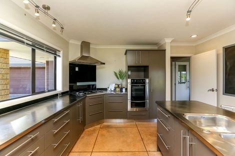 Photo of property in 3 Rotokare Crescent, Whalers Gate, New Plymouth, 4310