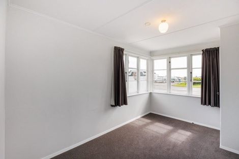 Photo of property in 918 Tremaine Avenue, Roslyn, Palmerston North, 4414