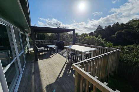 Photo of property in 19a Viridian Lane, Greenhithe, Auckland, 0632