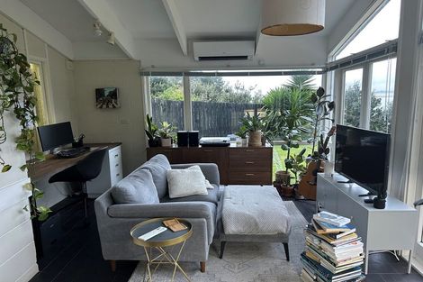 Photo of property in 122 Aeroview Drive, Beach Haven, Auckland, 0626