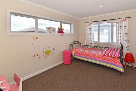 Photo of property in 6 Turua Rise, Karaka, Papakura, 2113