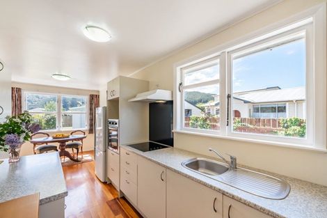Photo of property in 94 Mcleod Street, Elderslea, Upper Hutt, 5018