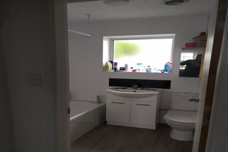 Photo of property in 16 Milford Avenue, Calton Hill, Dunedin, 9012