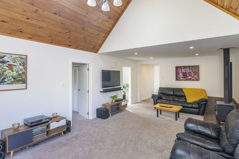 Photo of property in 28 Kaka Road, Raumati Beach, Paraparaumu, 5032