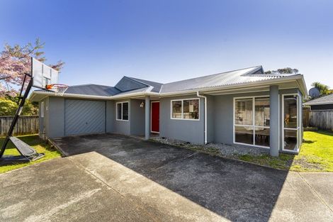 Photo of property in 57 Weggery Drive, Waikanae Beach, Waikanae, 5036