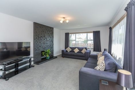 Photo of property in 25 Strathmore Avenue, Levin, 5510