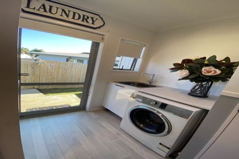 Photo of property in 24b Queen Road, Bellevue, Tauranga, 3110