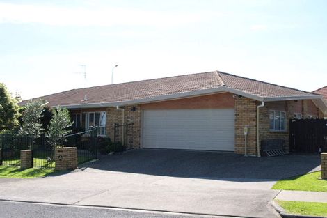 Photo of property in 2 Taiko Court, Northpark, Auckland, 2013