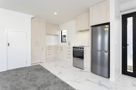 Photo of property in 1/21 Karamu Street, Te Atatu Peninsula, Auckland, 0610