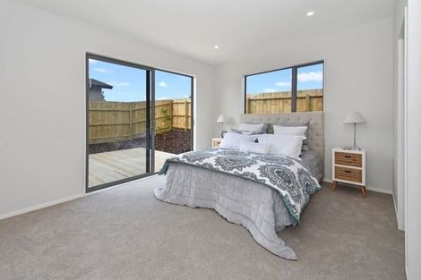 Photo of property in 13 Huahua Crescent, Papakura, 2110