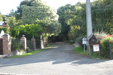 Photo of property in 104 Easther Crescent, Kew, Dunedin, 9012