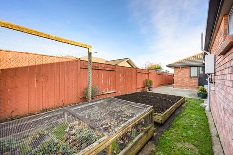 Photo of property in 13 Lorenzo Place, Kelvin Grove, Palmerston North, 4414