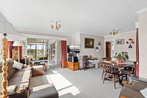 Photo of property in 33 Wynyard Street, Bell Block, New Plymouth, 4312