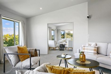 Photo of property in 19 Magnolia Rise, Waipahihi, Taupo, 3330