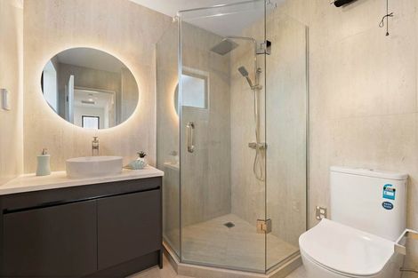 Photo of property in 116c Oaktree Avenue, Browns Bay, Auckland, 0630