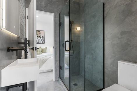 Photo of property in 44 Taukahiwi Road, Pukekohe, 2120