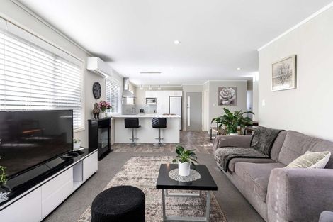 Photo of property in 29 Rewarewa Street, Owhata, Rotorua, 3010