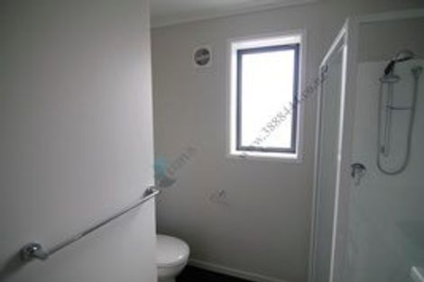 Photo of property in 104 Bowhill Road, New Brighton, Christchurch, 8083