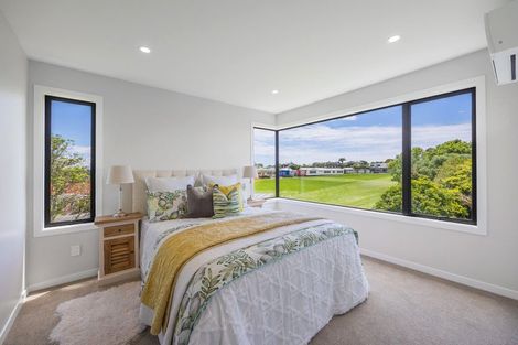 Photo of property in 4/20 Williamson Avenue, Belmont, Auckland, 0622