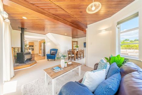 Photo of property in 11 Reserve Road, Plimmerton, Porirua, 5026