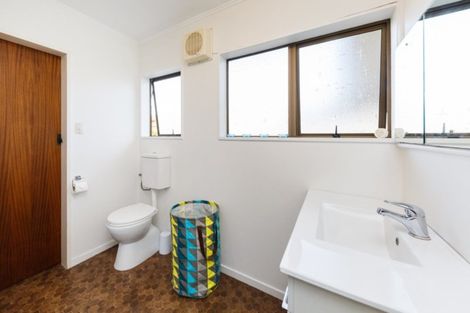 Photo of property in 5 Bethel Court, Milson, Palmerston North, 4414