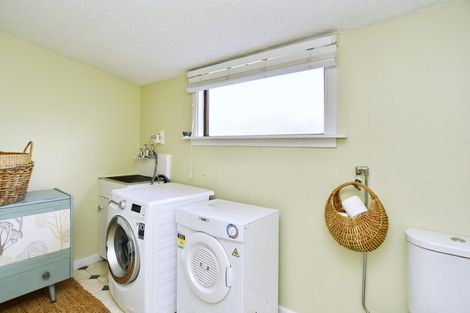 Photo of property in 1/181 Wairakei Road, Bryndwr, Christchurch, 8053