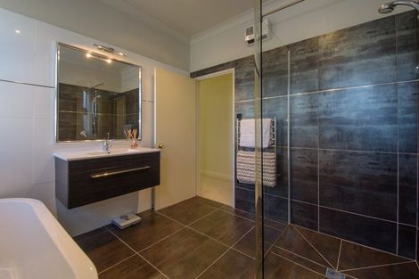 Photo of property in 30 Portree Drive, Lower Shotover, Queenstown, 9371