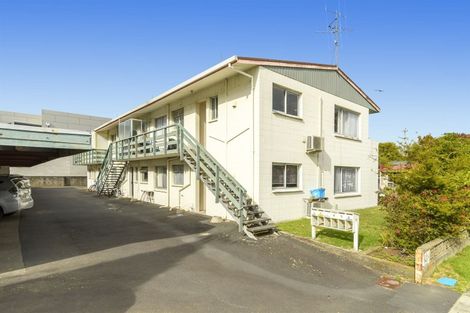 Photo of property in 3/16 Park Street, Tauranga, 3110