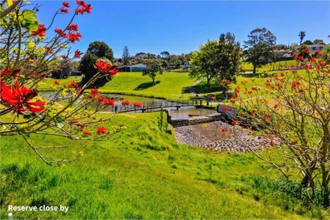 Photo of property in 2/69 Glencoe Road, Browns Bay, Auckland, 0630