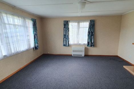 Photo of property in 10 Parsonage Road, Waimate, 7924