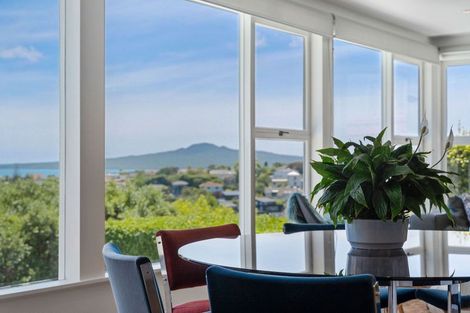 Photo of property in 26 Palmer Crescent, Mission Bay, Auckland, 1071